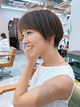 シビバイレボ(CIBI by revo) 地毛風カラー/ナチュラルレイヤーカット/ショートボブ[船橋]