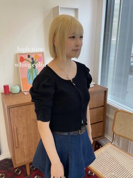 ヘアーアイスカルテット(HAIR ICI QUARTET) 20代30代大人可愛いダブルカラーブリーチショートボブ