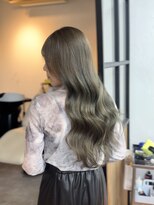 ジュイル シブヤ(JEWIL SHIBUYA)&nbsp;JEWIIL渋谷 中島 ブリーチなしダブルカラーのオリーブグレー