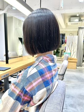 ルイス 宝塚(Luis) 宝塚/縮毛矯正ショート/ボブ/髪質改善/20代/30代/40代