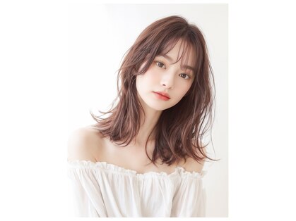 ティアラ(TIARA)の写真