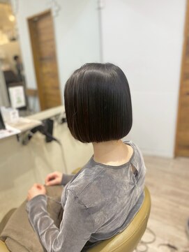 ヒラソル(girasol) 愛されワンカール/前髪なし/切りっぱなしボブ/黒髪ボブ/髪質改善