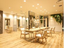 テラスアヴェダ 福岡パルコ店(Terrace AVEDA)