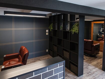 ヤスムラ(YASUMURA)の写真