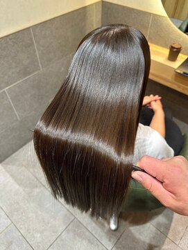 ワンズ ナゴヤ ヴィラ 名古屋栄(ONE's NAGOYA VILA) 黒髪クラゲヘアー/オリーブグレー/小顔ココアベージュ