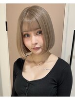 ティア(Tia.)&nbsp;縮毛矯正/髪質改善トリートメント/ミディアムヘア/グレージュ