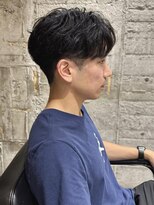 リオールバイニアウ(RE:ALL by Niau) センターパートニュアンスパーマスパイラルパーマ刈り上げ太田
