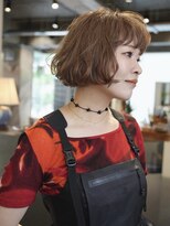 バイブ(Vibe)&nbsp;前上がりボブとワンブリーチで作るベージュ