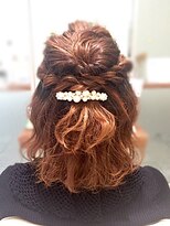 ティーズヘアー(T's HAIR) シンプルハーフアップ