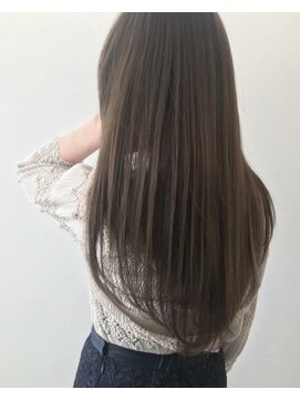 ステア メゾン(stir maison) 別格の『大人ベージュ』MAKOTO