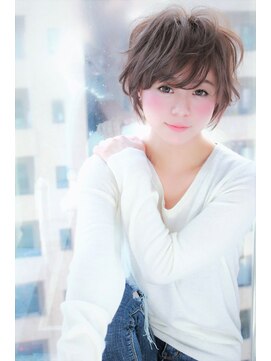 シーラス バイクラウドゼロ(Cirrus by Cloud zero) ベージュ小顔ノーパートスタイル【Cirrus by Cloud zero】