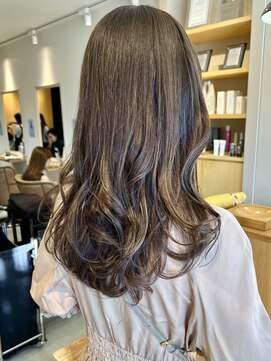 トリート 浦安店(TREAT) ロング×ヌーディベージュ
