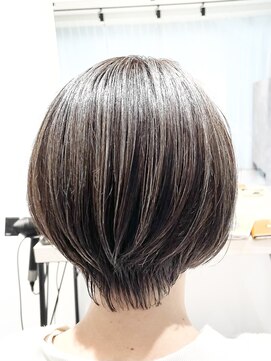 ストフ(stof) 丸みショートボブ/ハイライト/大人ショート/マッシュショート