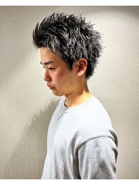 オグジュアリー 表参道(aux.) スパイキーショート