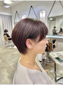 40代50代60代耳かけショート前髪なしハンサムショート白髪ぼかし
