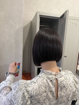 オーディー(odiii) ぱつっとボブ