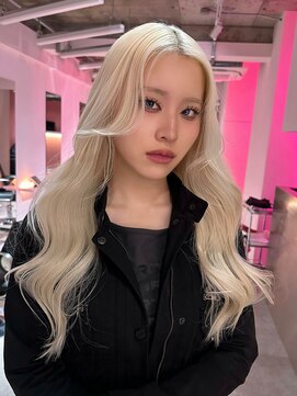 ダズリングディア(Dazzling Deer) ロング/ブロンド