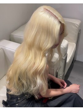 ベレーザ 渋谷(BELEZA) 15612ブリーチ＆ダブルカラーホワイトブロンドハイトーンカラー