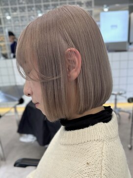 サンクマーケット 渋谷(cinq MARKET) 渋谷ブリーチカラータッセルボブ顔周りレイヤー切りっぱなしボブ