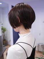 カシェル トウキョウ(Cashel Tokyo)&nbsp;ハンサムショート ライン 丸み くびれ コンパクト