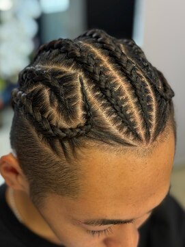 アーバンスタジオトウキョウ 下北沢店(URBAN STUDIO TOKYO) 地毛コーンロウ　[特殊ヘア/下北沢/メンズサロン]