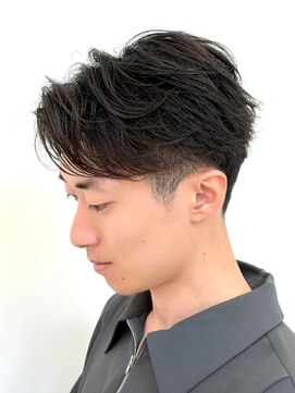 アッシュ 十日市場店(Ash) フェザーパーマ