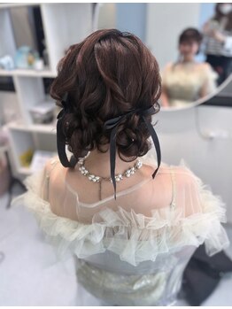 ワンス バイ エメ(ONCE by am'e)の写真/ベテランスタイリストのみ在籍。王道スタイルからトレンド感満載ヘア、個性派さんも大歓迎!