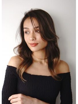 ワン 横浜(ONE005) ☆色っぽセミロング☆