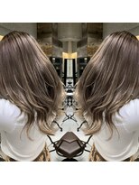 トルネード(TORNADO)&nbsp;ミルクティーベージュハイライトバレイヤージュ