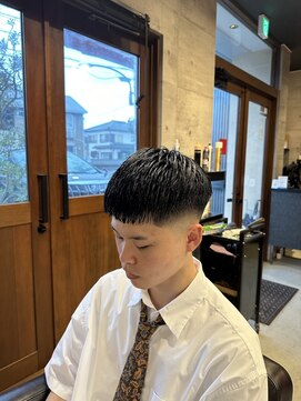 オクルス(OCULUS) クロップ