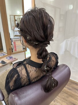 イタクラ 赤道店 (ITAKURA) ヘアアレンジ