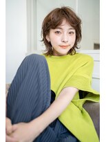 マグノリア オモテサンドウ(MAGNOLiA Omotesando)&nbsp;ラフな軽やかレイヤーカットミディ・・・HINATA