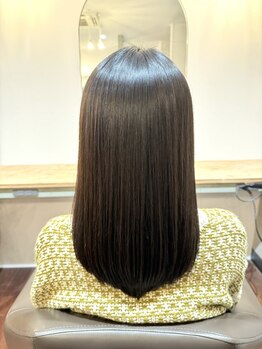 ニコット(nicotto)の写真/髪質改善トリートメントで髪の骨格からダメージを本格ケア◆手触り/ツヤ/潤いすべて想像以上の仕上がりに。
