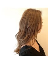 ニコラ(NICOLA) ブリーチオンカラー×ブロンド