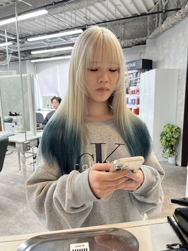 リミットバイアフィナー 大宮店(limit by Afinar) white beige×turquoise green