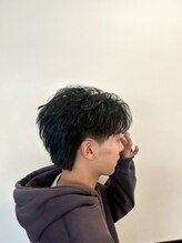 バニラプラスパワーズ(Vanilla + POWERS) フェザーパーマスタイル