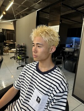 アイズ 海老名(AIZU) スパイキーショート ザクザクショート ハイトーンカラー 眉毛