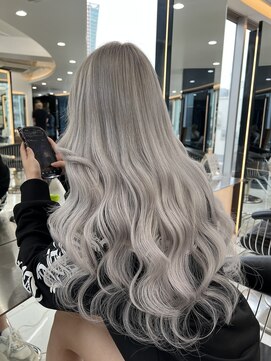 ラピス 渋谷本店(Lapis) ホワイトシルバーカラー/髪質改善/シールエクステ/ギャル