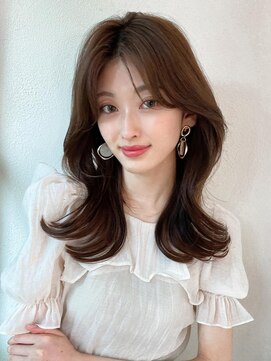 ラルユー 金山(LallYou) 2wayバングでイメチェン！顔まわりレイヤーくびれヘアが人気