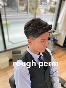 ドッグス 柏(Dawgs) フェザーパーマ　サーフカール　刈り上げセンターパート