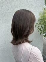 エイム ディクト ヘアー プロデュース(ame D.C.T HAIR PRODUCE)&nbsp;肩下レイヤー/外ハネ/くすみブラウン