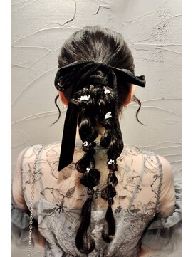 サンジュウナナドシー 大宮東口店(37.0℃) ポニーテールツインの編みおろし