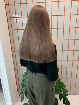 ペレ 原宿(PELE) ダブルカラー/ケアブリーチ/羽エクステ/原宿