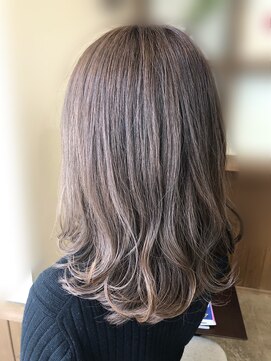 ルラシオン(Le Lation) アッシュベージュ☆