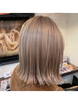 ボアップ 新居浜店(boappu) #ブリーチ#カラー#ミルクティーベージュ