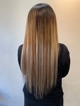 フツーロ 栄(FUTURO) ハイトーンメッシュ！！