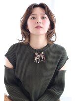 シロフ シンジュク(shirof shinjuku)&nbsp;20代30代40代/外ハネ/くびれミディ/外ハネミディアム/ベージュ