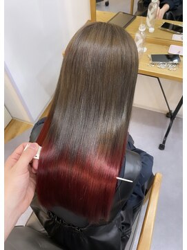 イニット 奈良新大宮(init.) 20代 30代 40代 ロングモテ髪グレーベージュニュアンスカラー