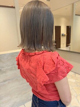 ジアン バイ ミルボン 西宮ガーデンズプラス(GIEN by milbon) 切りっぱなし/ミディアムボブ/透明感/シアーアッシュブラウン