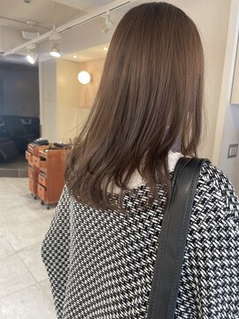 キャンバス バイ ネオリーブ 横浜西口(Canvas by neo.) セミロングレイヤー ベージュ 透明感カラー 【miku】